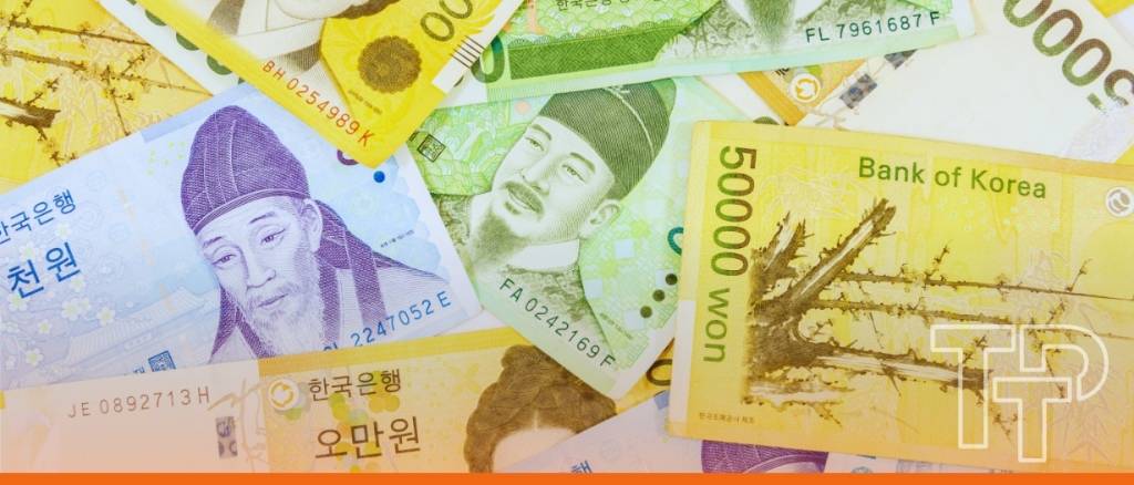 Bank of Korea lowers interest rates to support slowing economy